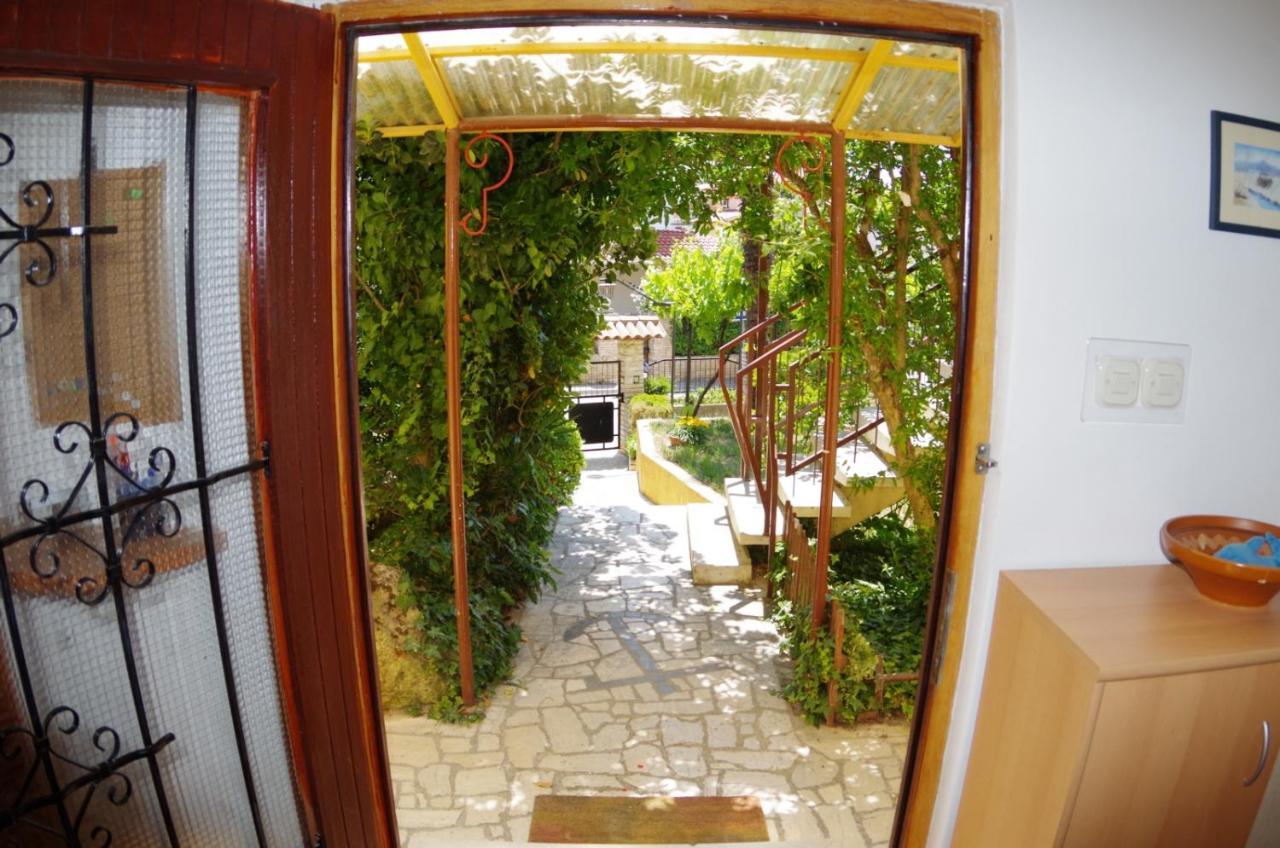 Holiday Apartments Ruzica, Pjescana Uvala Exterior foto